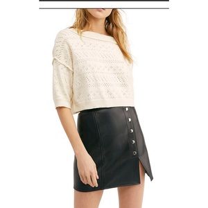 Free people‎ sand castle sweater in cream. NWT. Retail 108